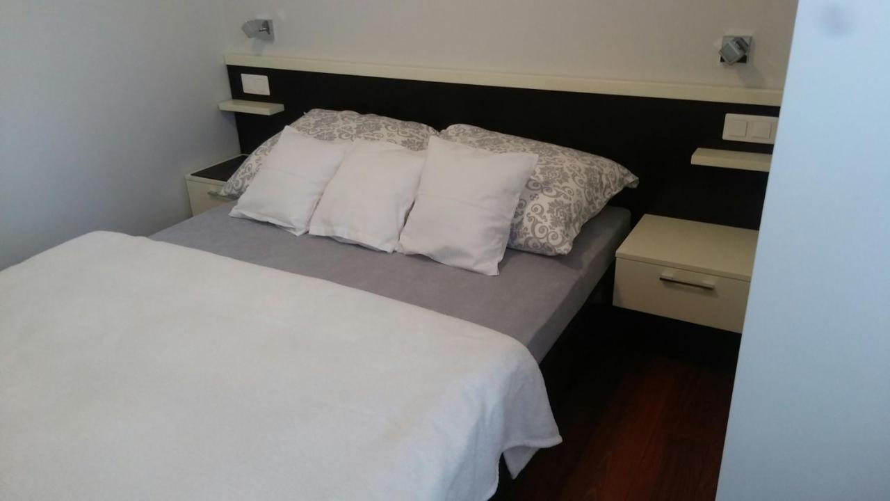 Apartment Esensja Ii