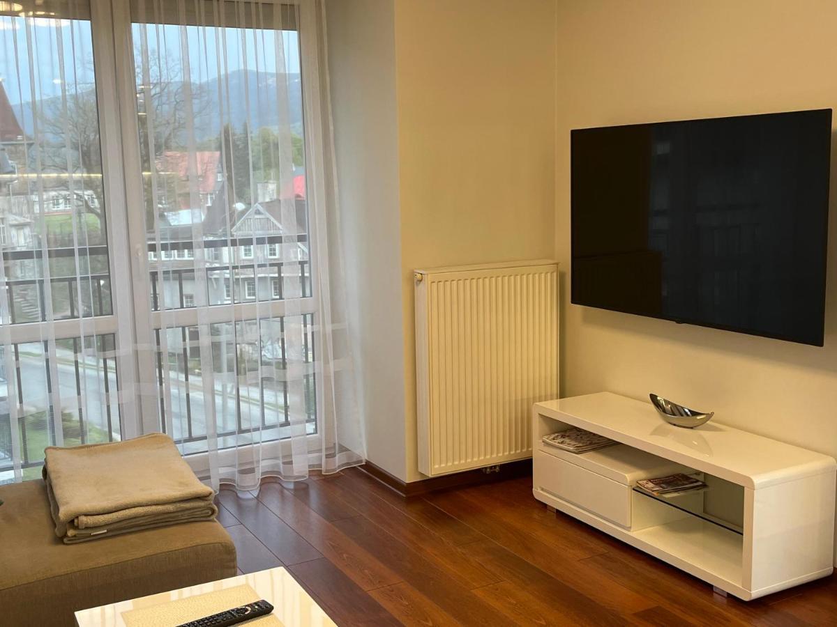 Apartment Esensja Ii *